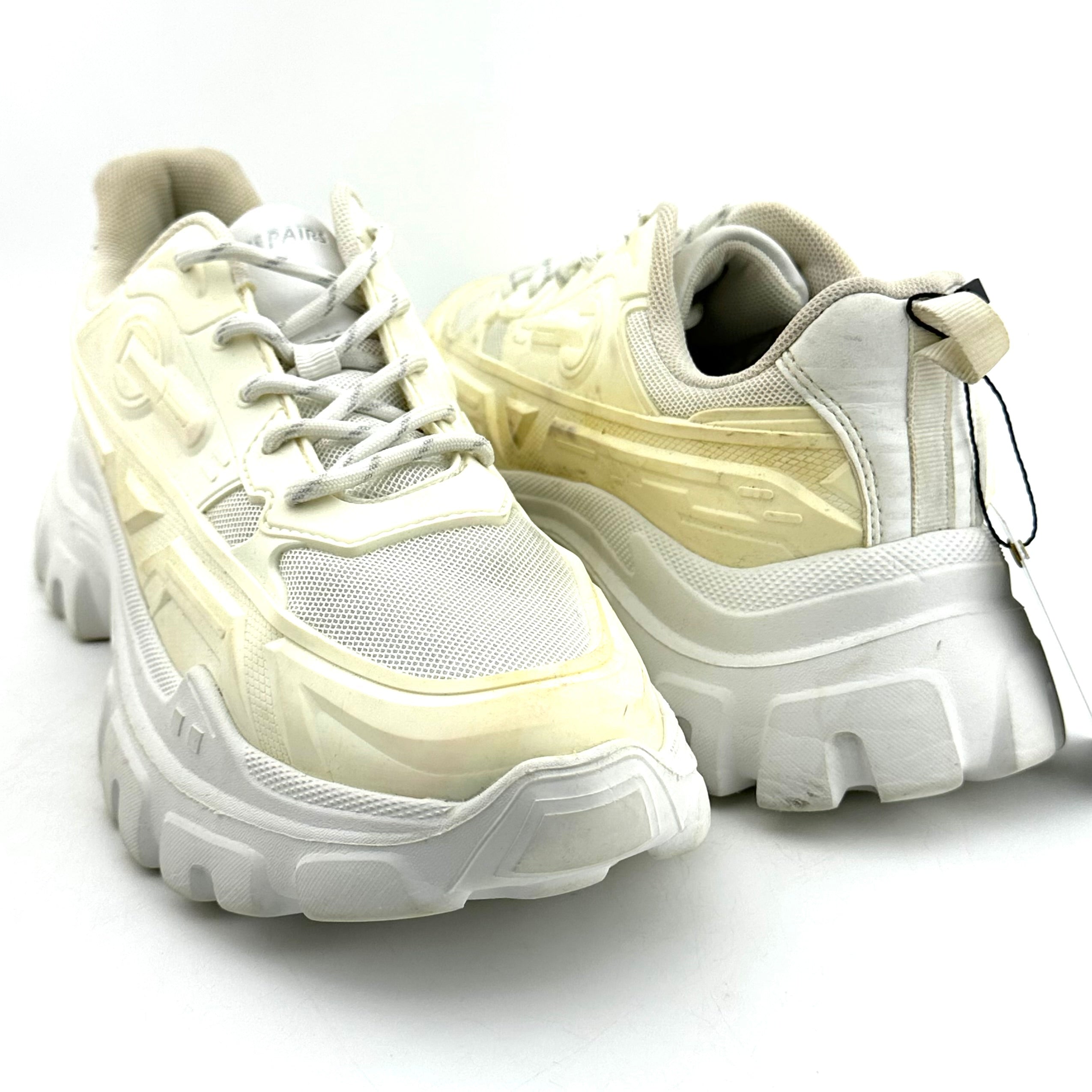 Dream Pairs