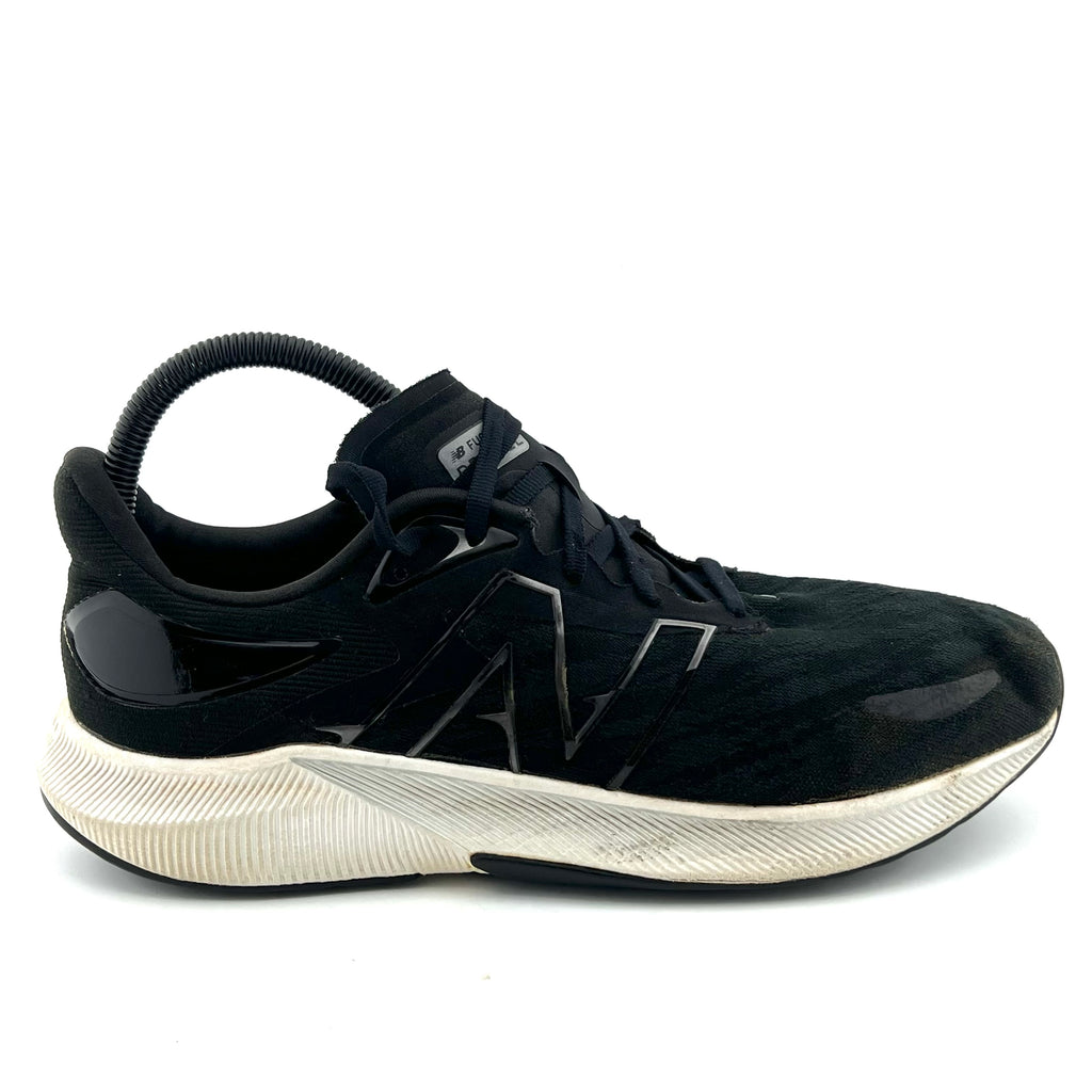 New Balance Fuel Cell Propel V3