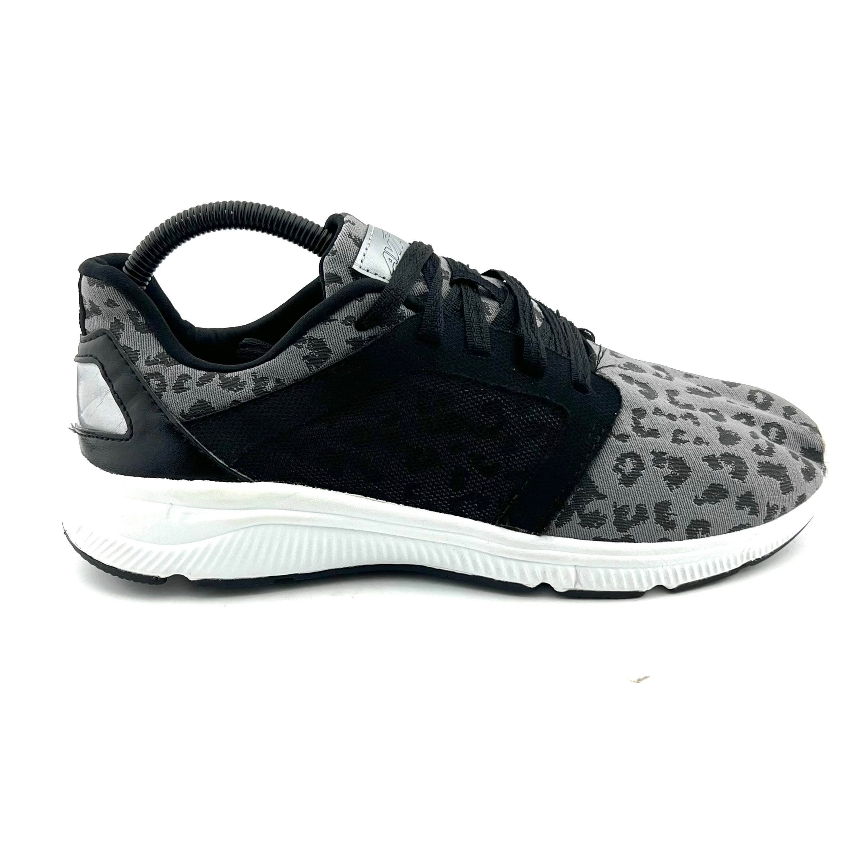 Avia Deluxe Athletic
