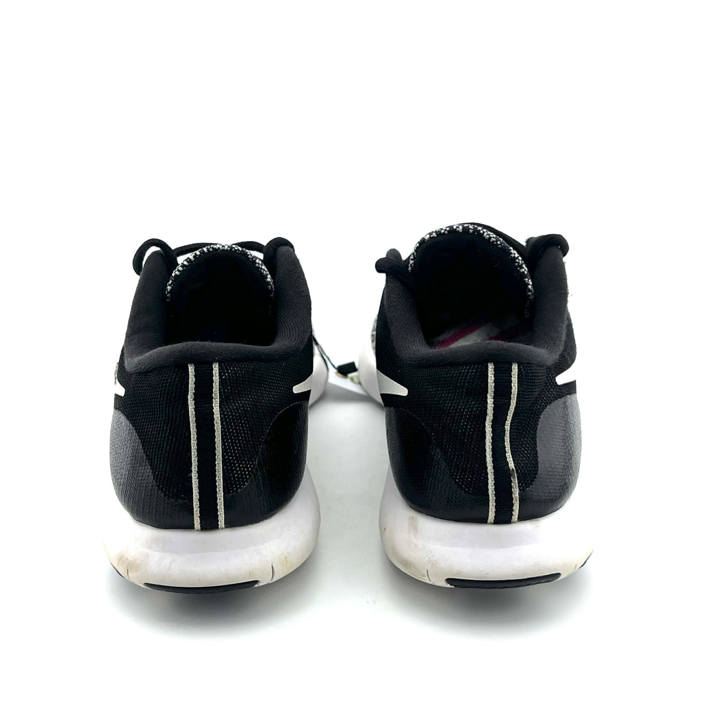 Nike Contact