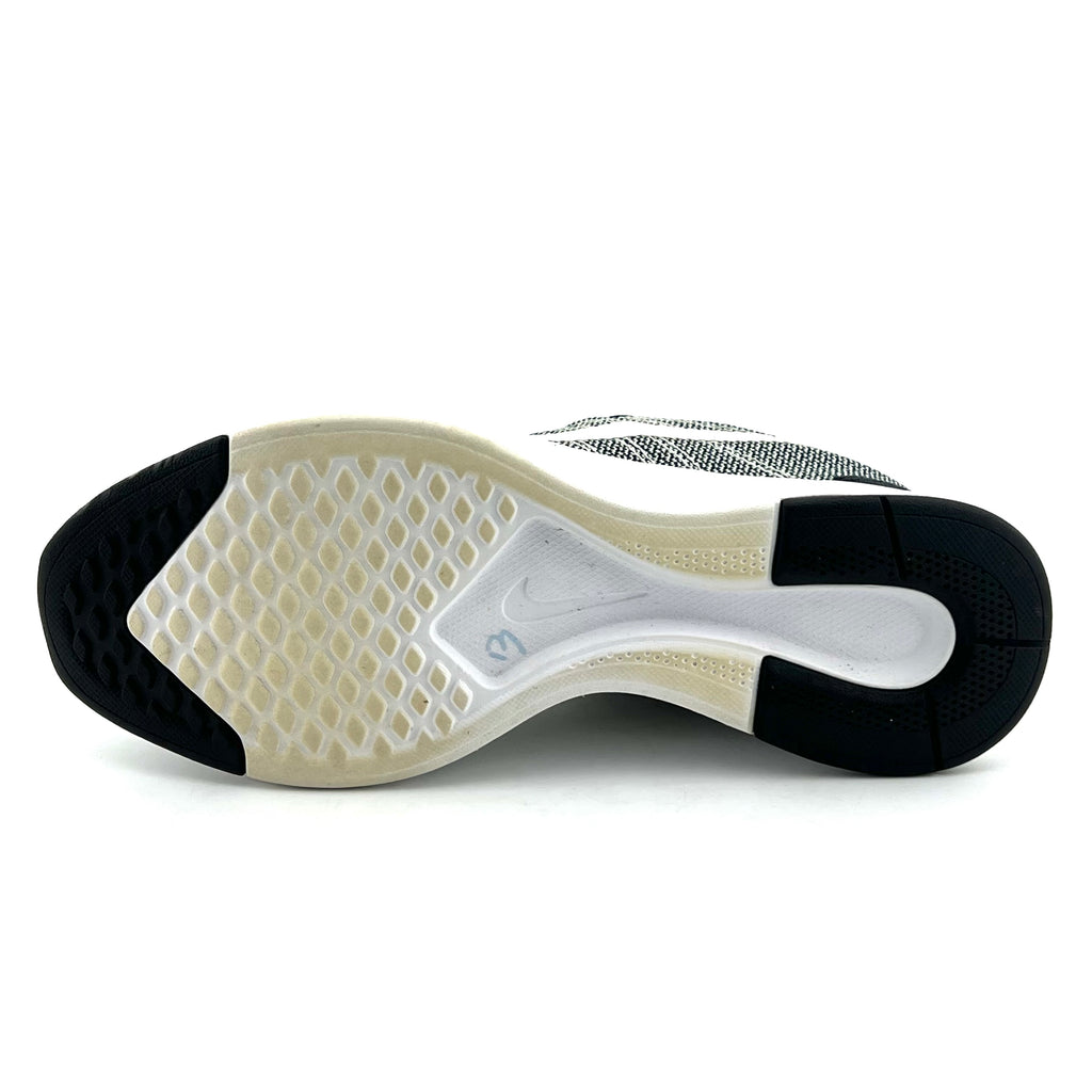 Nike DualTone Racer