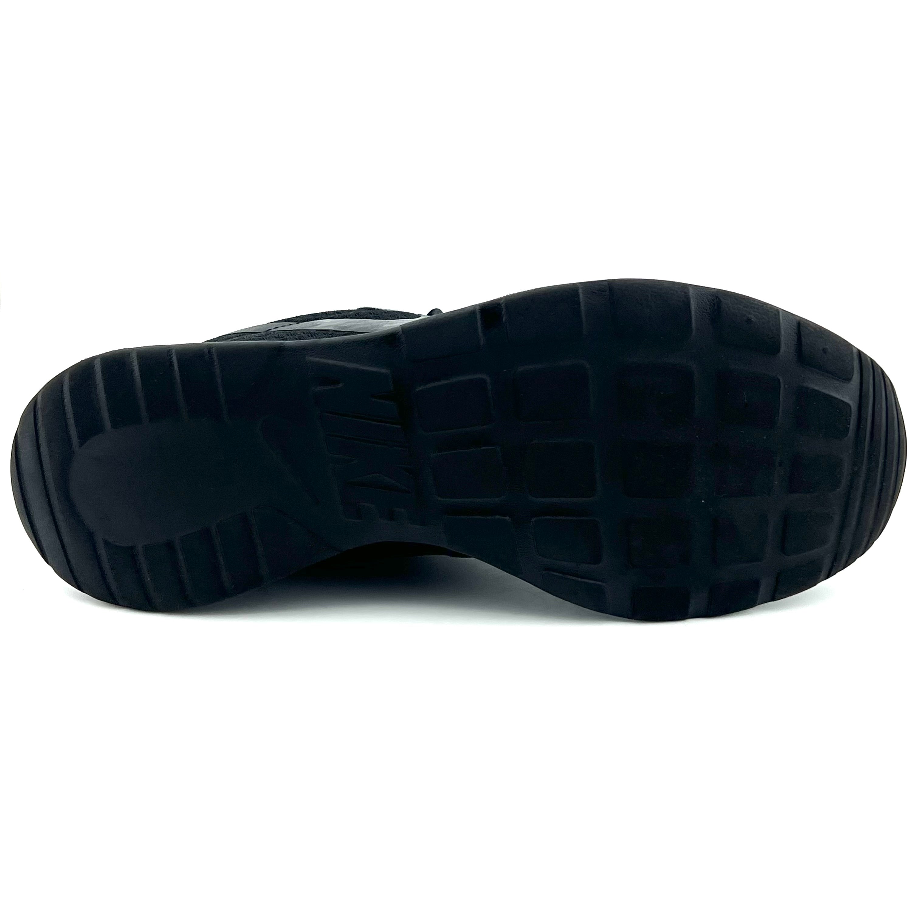 Nike Tanjun Sports