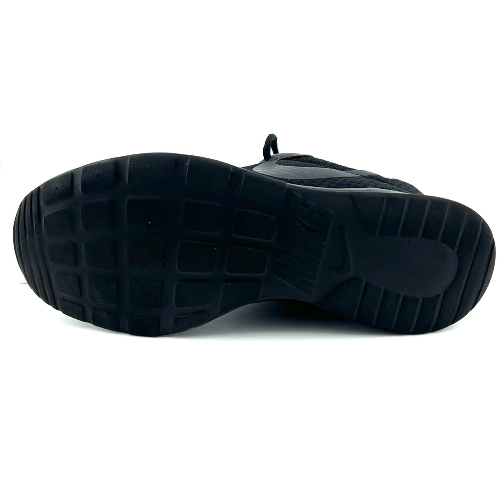Nike Tanjun Sports