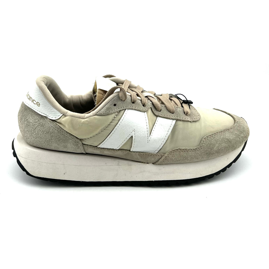 New Balance 237