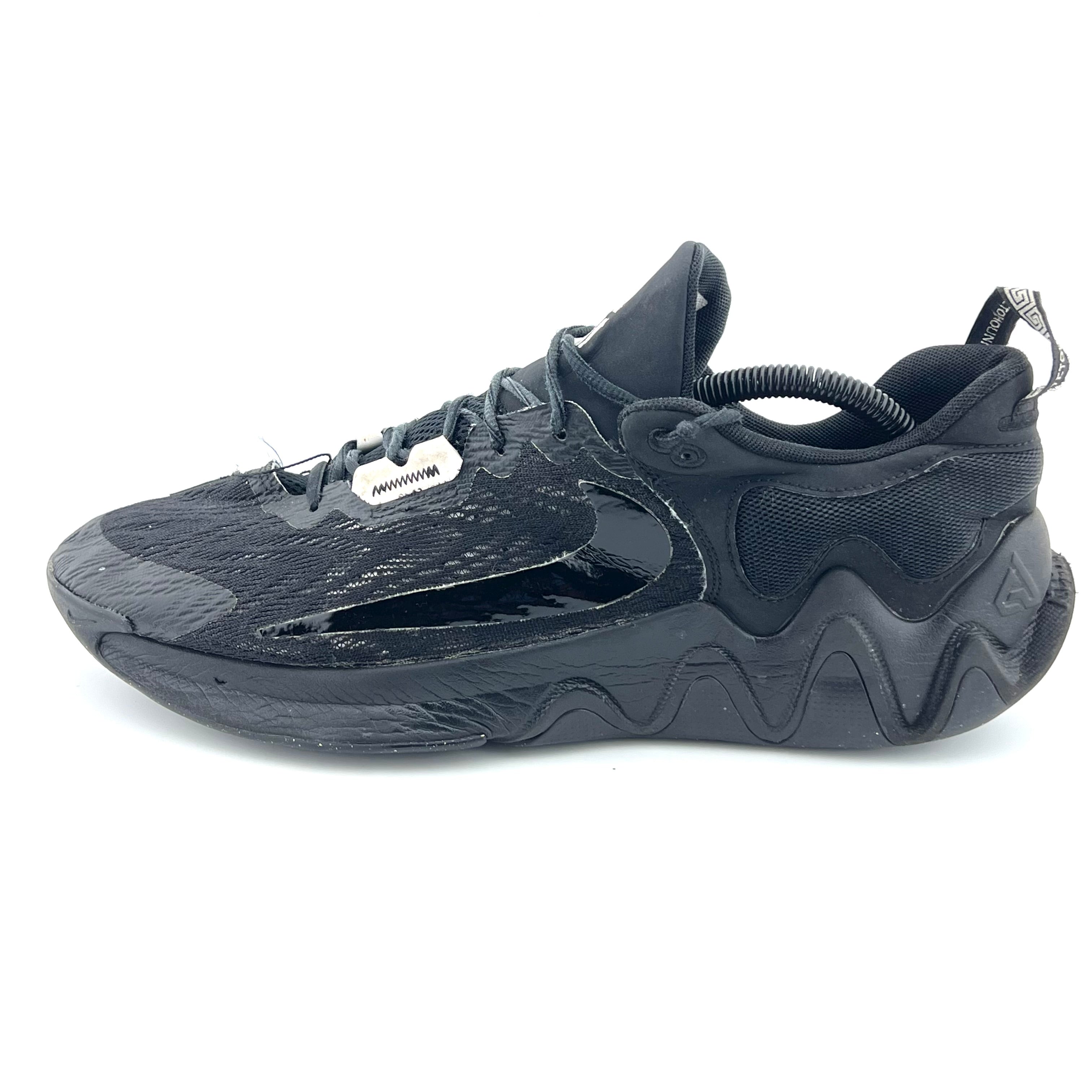 Nike Giannis Immortality 2