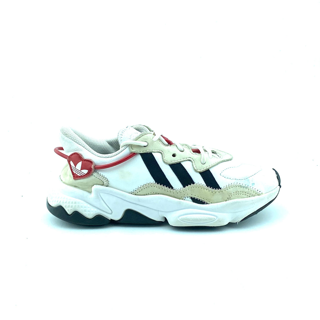 Adidas Ozweego Valentine's Day